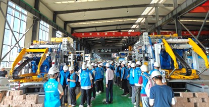 ਉਦਯੋਗ-ਸਿੱਖਿਆ ਏਕੀਕਰਣ ਸਮਾਰਟ ਨਿਰਮਾਣ ਲਈ ਨਵੀਂ ਗਤੀ ਨੂੰ ਜਗਾਉਂਦਾ ਹੈ